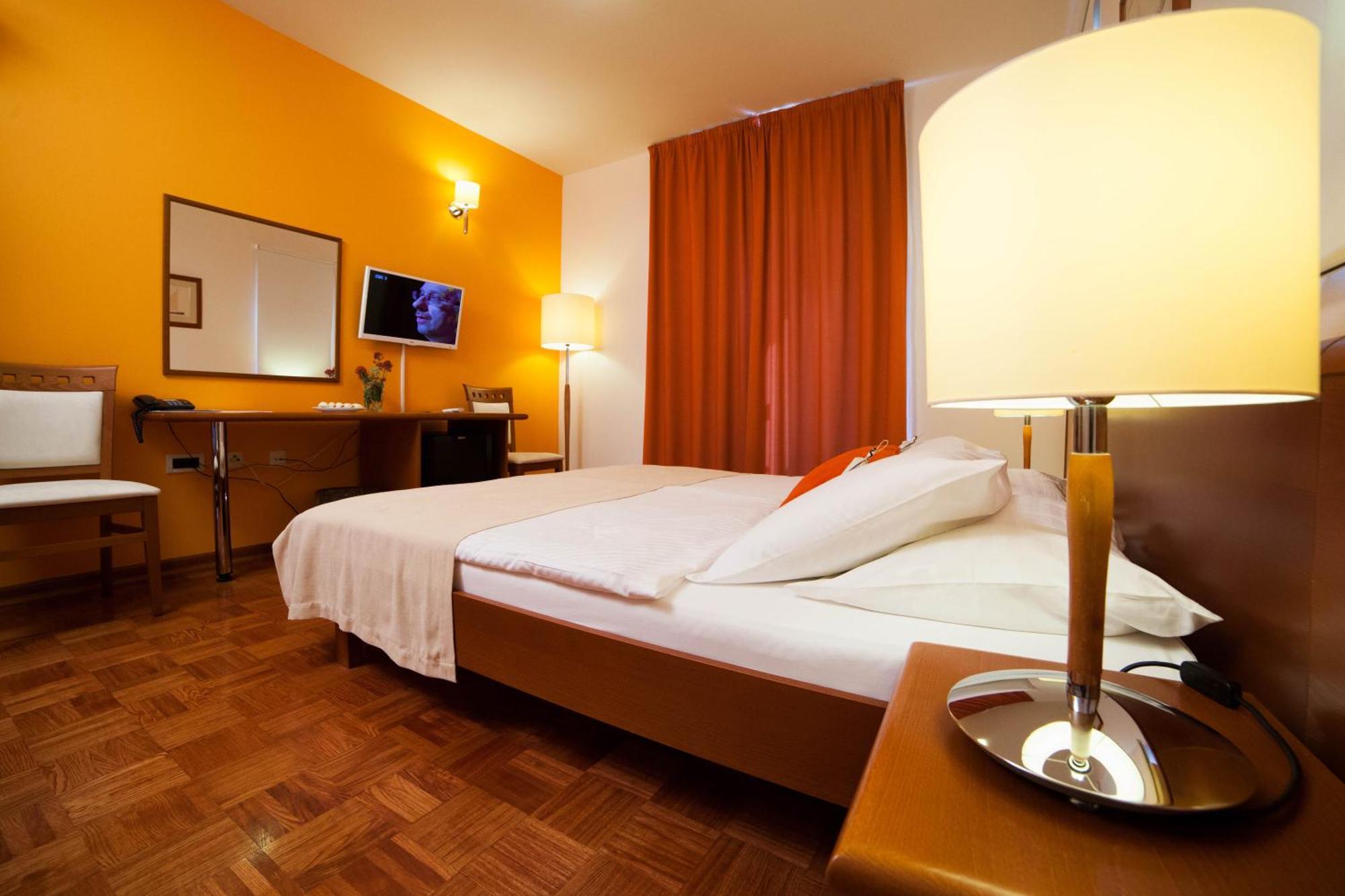 Hotel Manora Нерезине Номер фото
