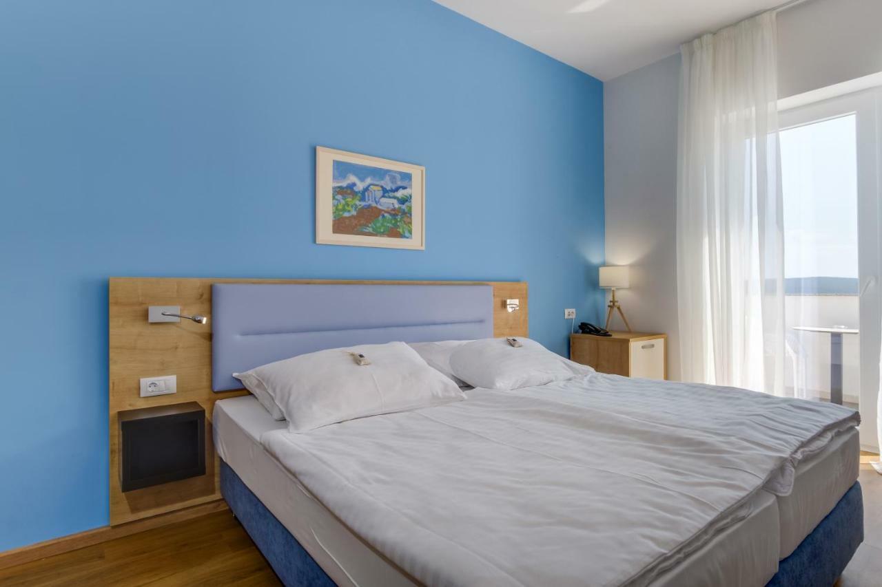 Hotel Manora Нерезине Экстерьер фото